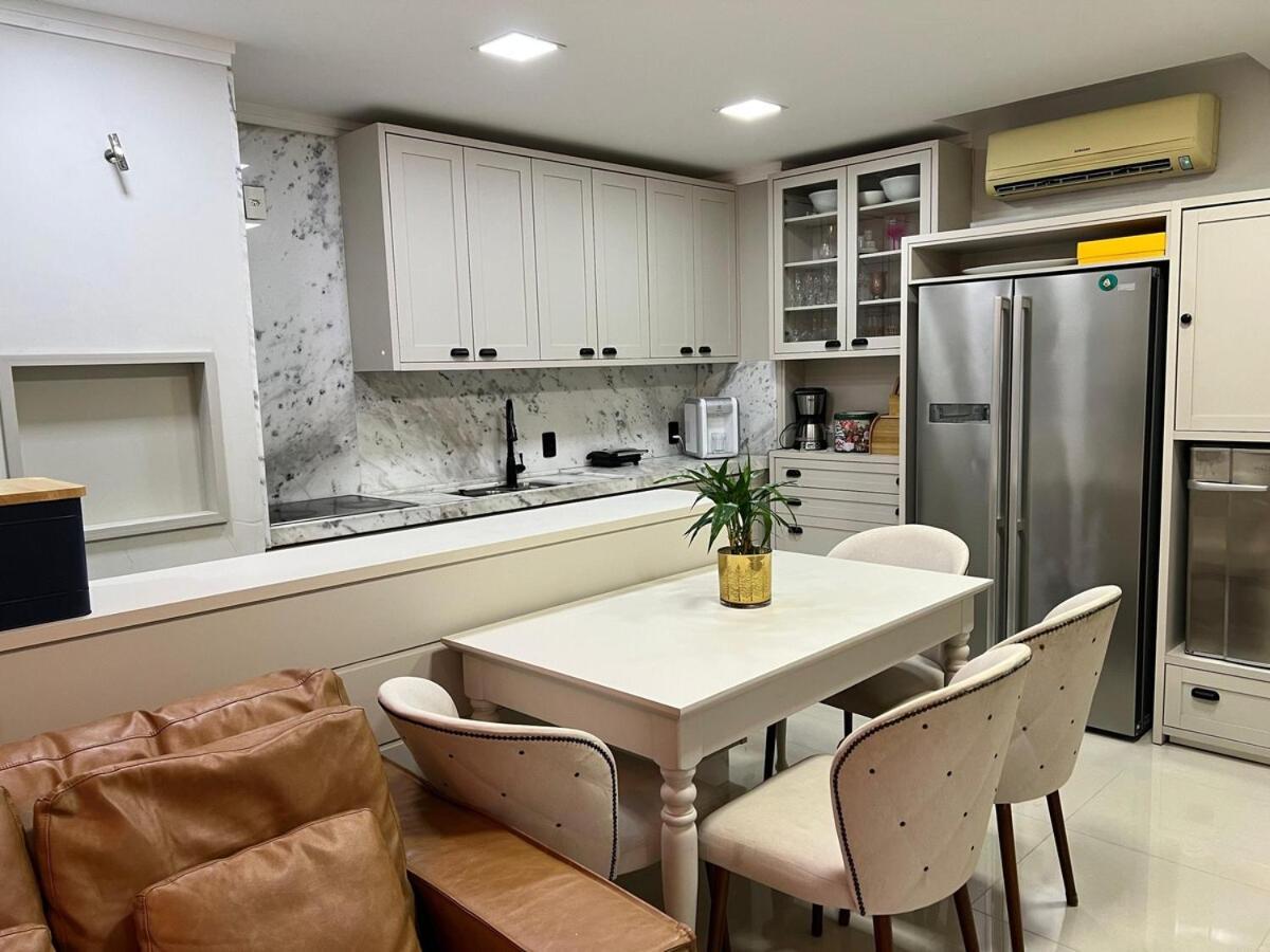 Piscina, Suite, Garagem Privativa! Excelente Apto! Balneario Camboriu