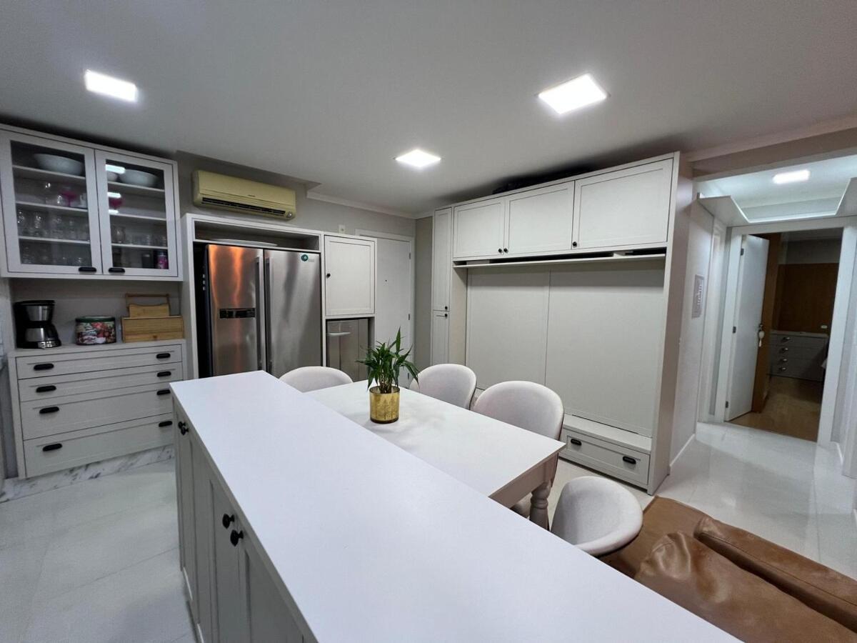 Apartamento Piscina, Suite, Garagem Privativa! Excelente Apto!